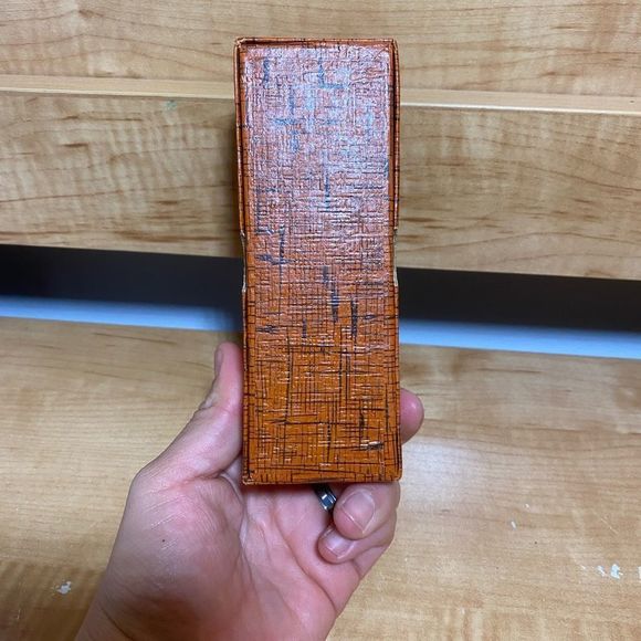 Elegant Brown Scroll with Intricate Design - Picture 13 of 13